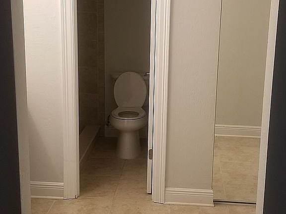 5th image of 109 Northbrook Ln