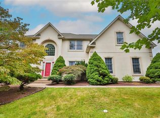 3909 Evergreen Dr, Bethlehem, PA 18020