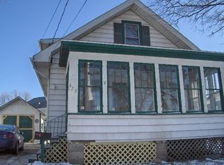 373 Ahnaip St, Menasha, WI 54952