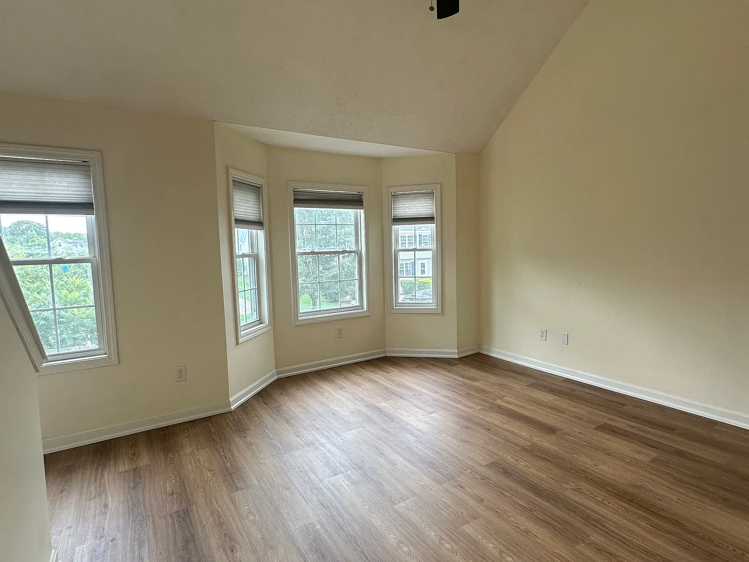 2 bed, 1288 sqft, $2,900 — Photo 4