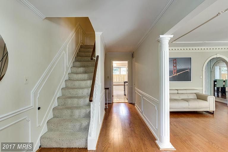 19746 Greenside Ter, Montgomery Village, MD 20886 Zillow