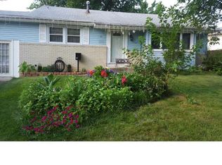 23 San Diego Dr, Magnolia, NJ 08049