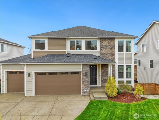 2700 83rd Avenue Ct E, Edgewood, WA 98371