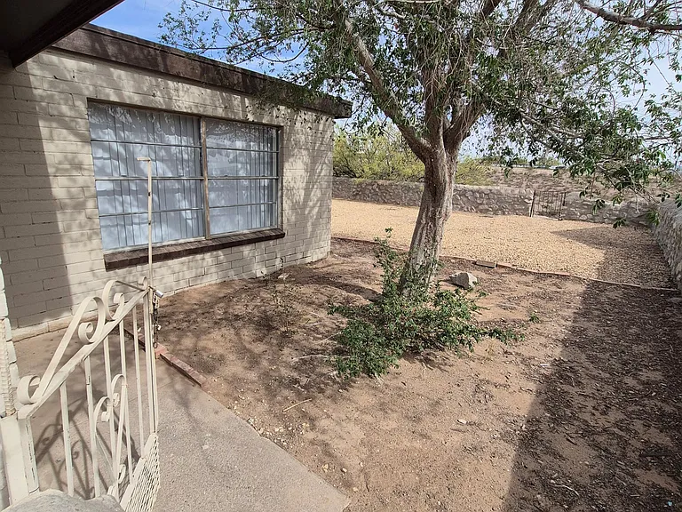 6644 Mariposa Dr — Photo 8