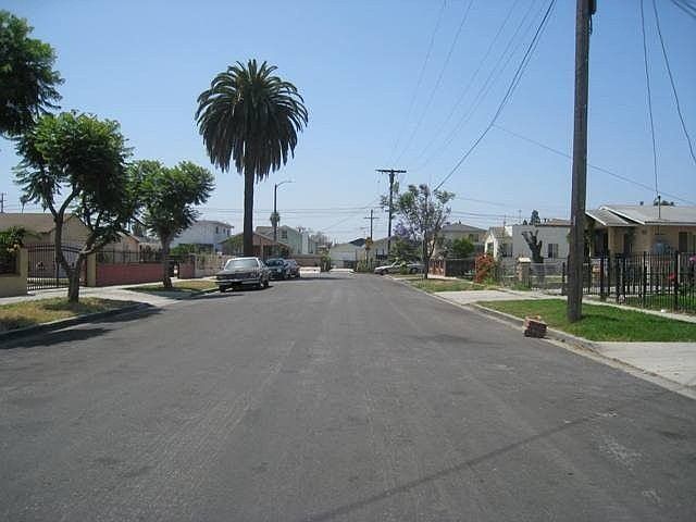2nd image of 8712 Denver Ave