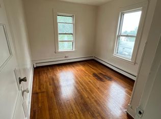 59 Myrtle Ave, Bridgeport, CT 06604