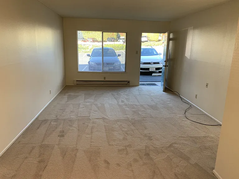577 Couper Dr #5 — Photo 3