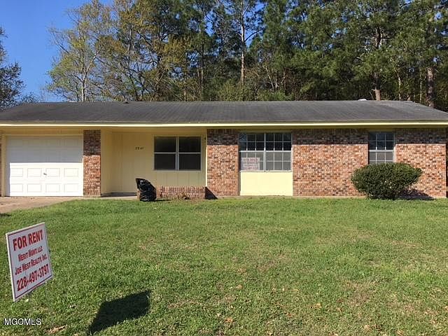1st image of 2847 W Park Dr