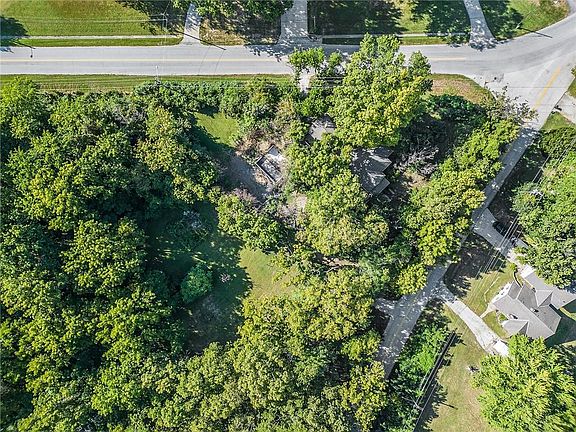3rd image of 4441 Nelson Ln