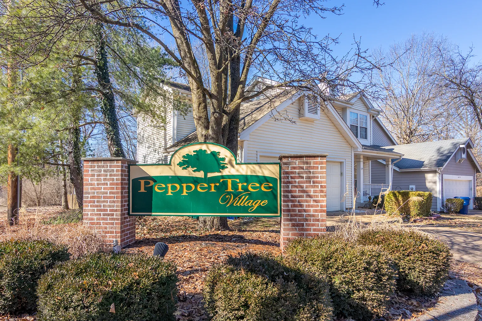1481 Pepperdine Ct photo 1