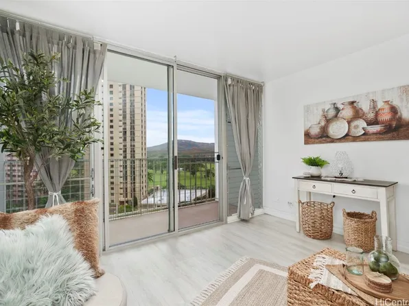 1128 Ala Napunani St APT 906, Honolulu, HI 96818