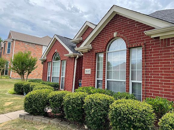 3rd image of 2452 Brycewood Ln