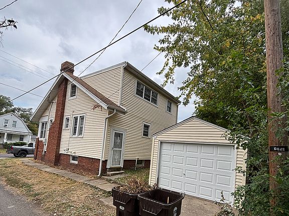 3rd image of 2512 N Maryland Ave
