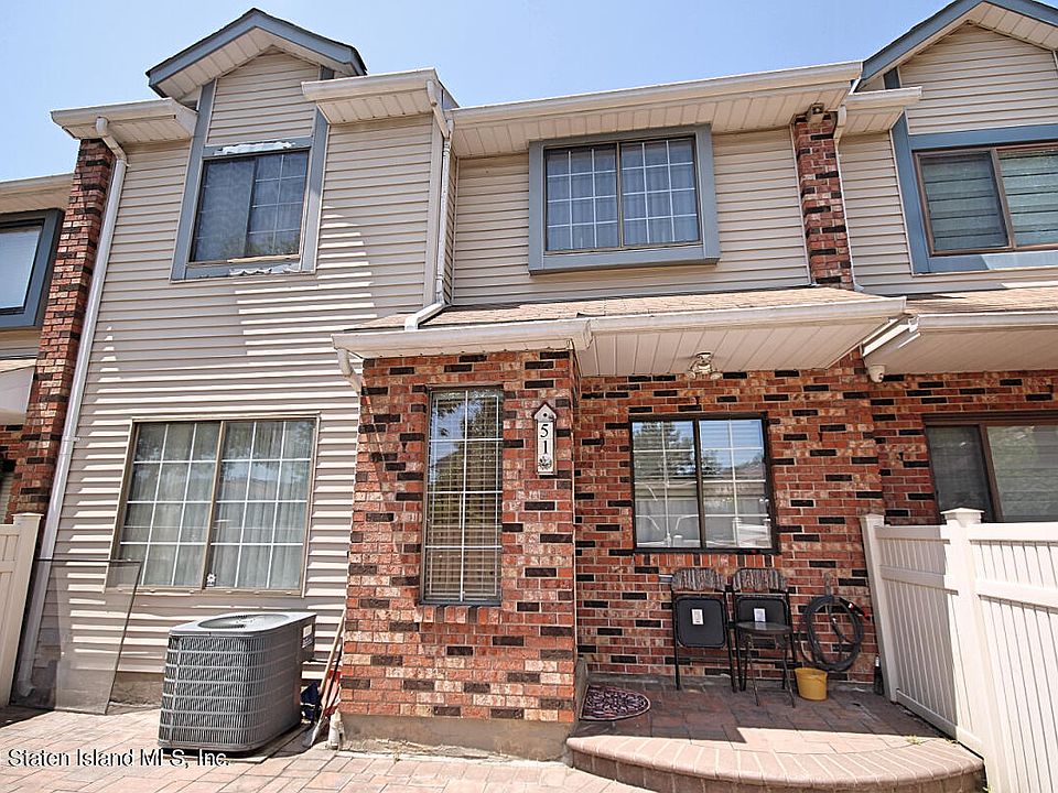 1st image of 51 Shirra Ave