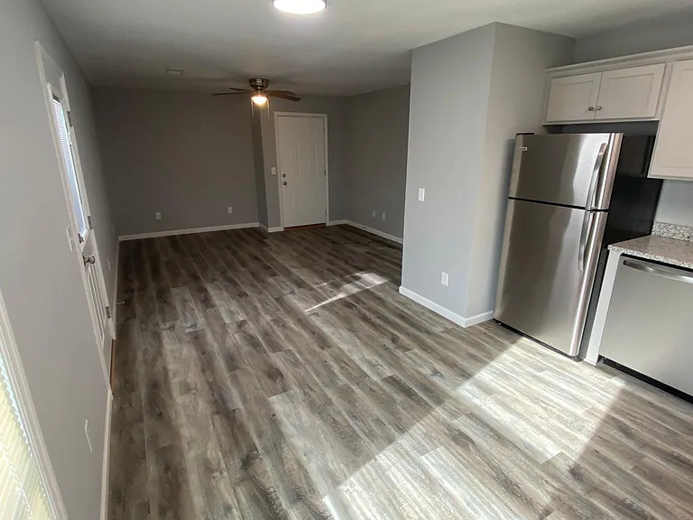 742 Ridgeview Dr — Photo 13