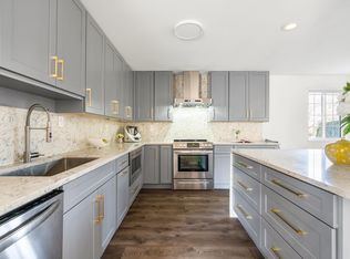 10080 Rosedene Cres, Richmond, BC V7A 2P7