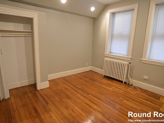 4th image of 1997 Commonwealth Ave Unit 1997