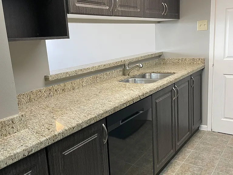 75 Ellen St #508 — Photo 3
