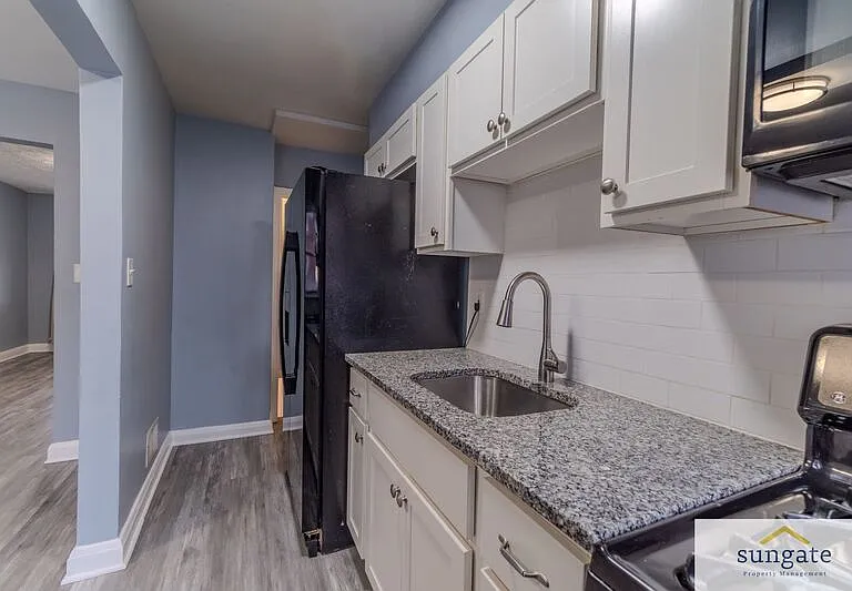 1504 Elrino St — Photo 10