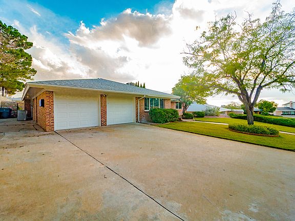 2nd image of 5708 Bonneville Ln