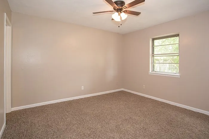 1117 S Dexter Dr — Photo 13