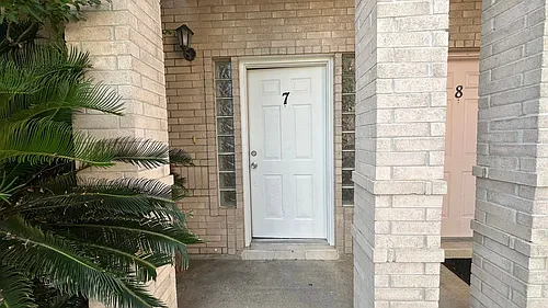 8416 Springfield Ave #7 Photo 1