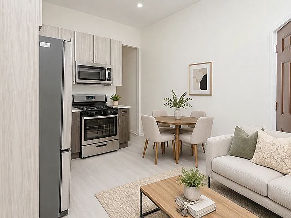 2nd image of 698 Hancock St #2G