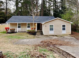 8818 Thomas Rd, Jonesboro, GA 30238