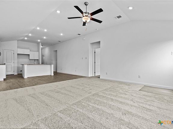 4th image of 4207 Lugard Dr