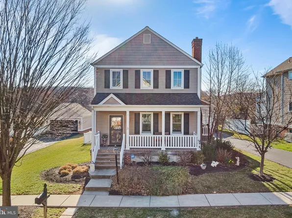 1016 Linden Ave, Chester Springs, PA 19425