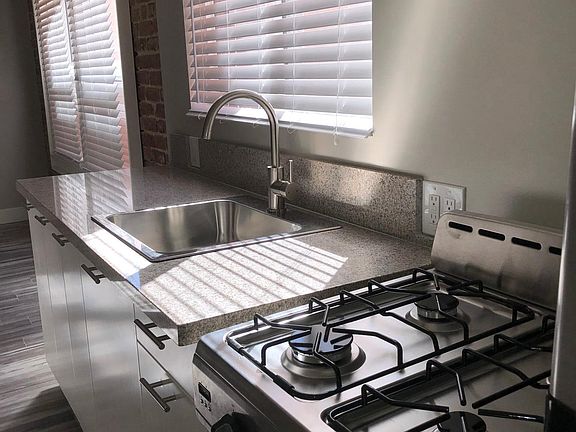 4th image of 635 Elm Ave APT 20
