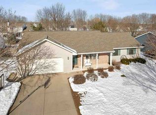 3080 Alfa Romeo Rd, Green Bay, WI 54313