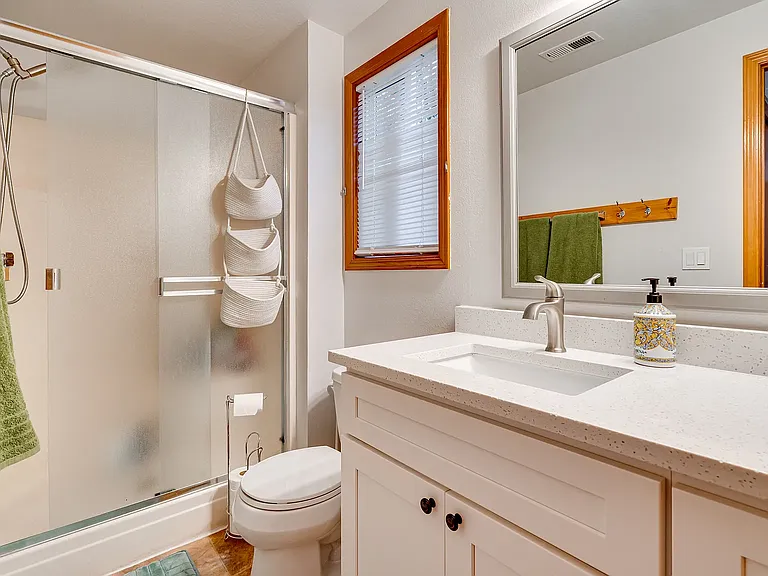 1307 SE 61st Pl — Photo 18
