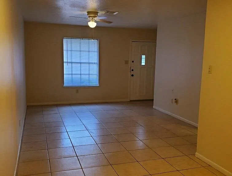 2302 Buchanan Dr — Photo 7