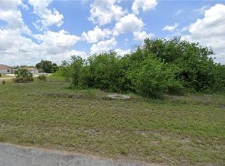 8001 Toy Ln, Labelle, FL 33935