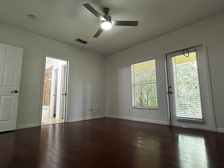 9659 Tivoli Villa Dr — Photo 30