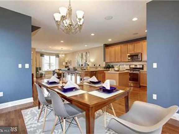 4th image of 1200 Hudgins Farm Cir