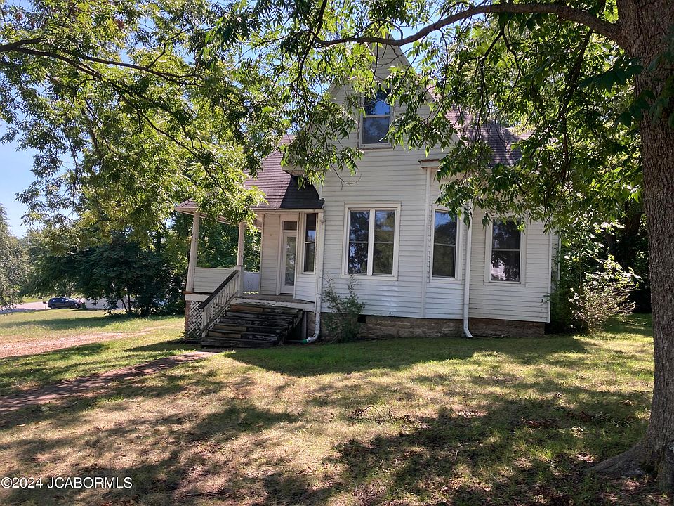 1st image of 421 W Stella St