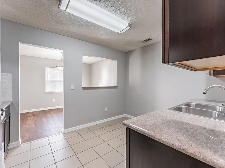 Northpark Apartments — Photo 22