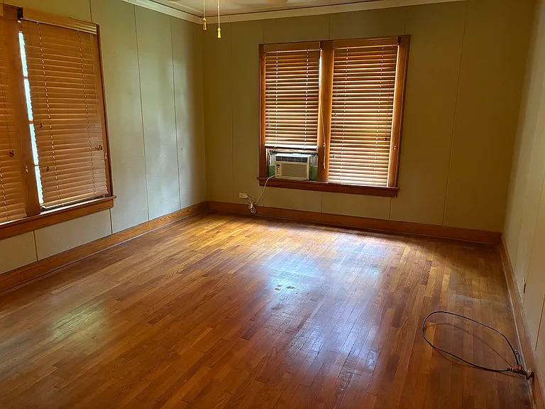 828 W Gandy St — Photo 10