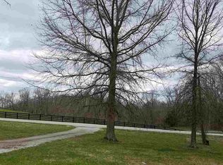 9833 E Bend Rd, Burlington, KY 41005