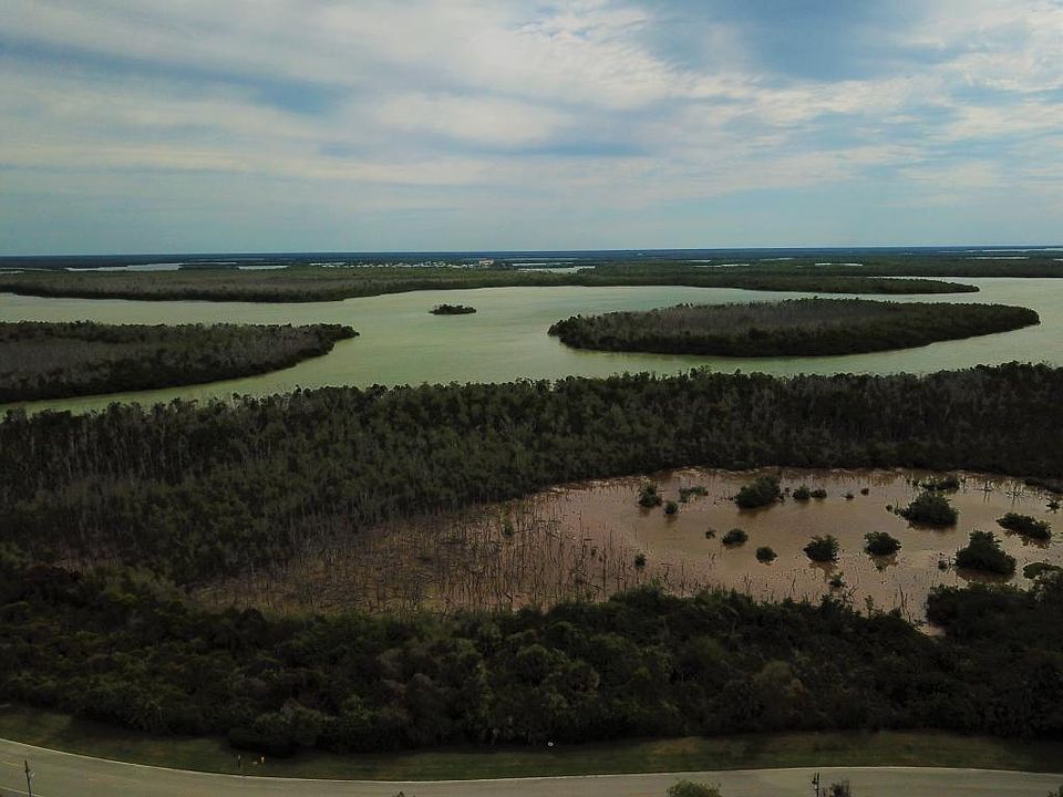 1st image of 810 Whiskey Creek Dr