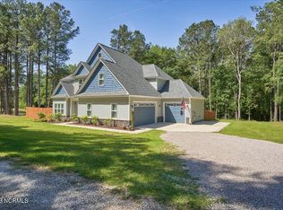 3277 Lakebay Rd, Vass, NC 28394