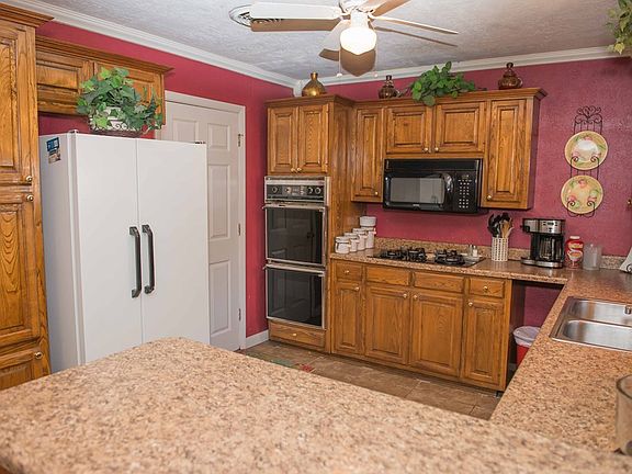 5th image of 317 S Bentwood Dr