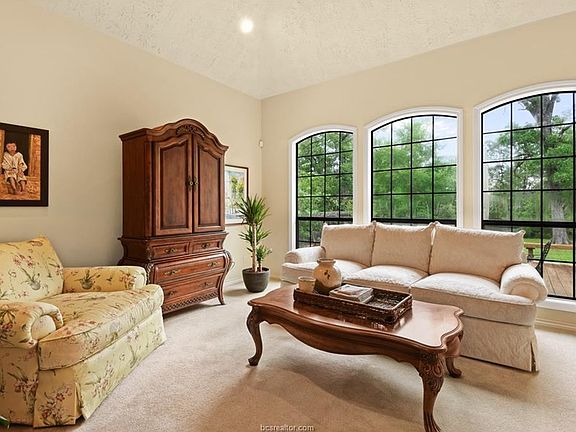 5th image of 9207 Riverstone Ct