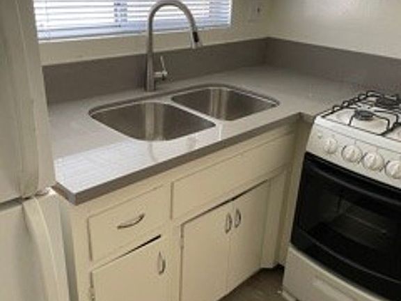 3rd image of 3618 Vinton Ave #10