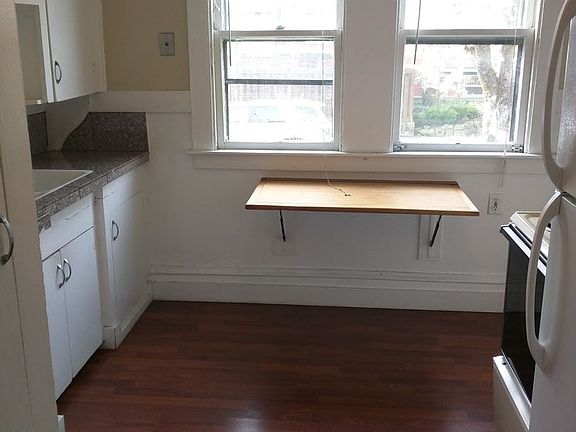 4th image of 1624 SE 32nd Pl #4811028