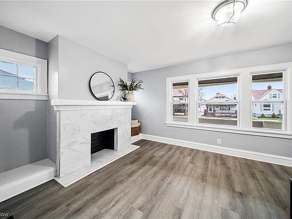 3rd image of 6807 Westlake Ave