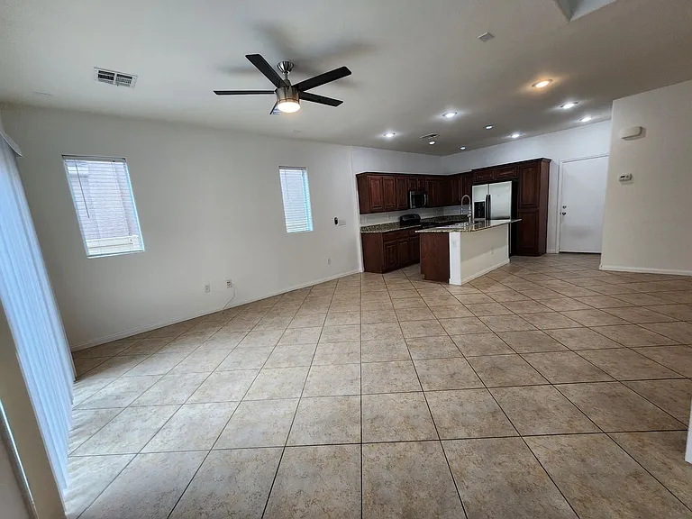8177 Misty Horizon Ct — Photo 7