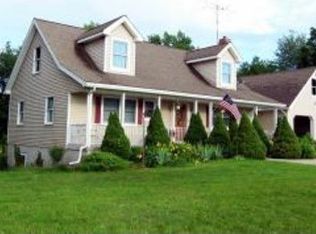 206 Purdytown Tpke, Lakeville, PA 18438